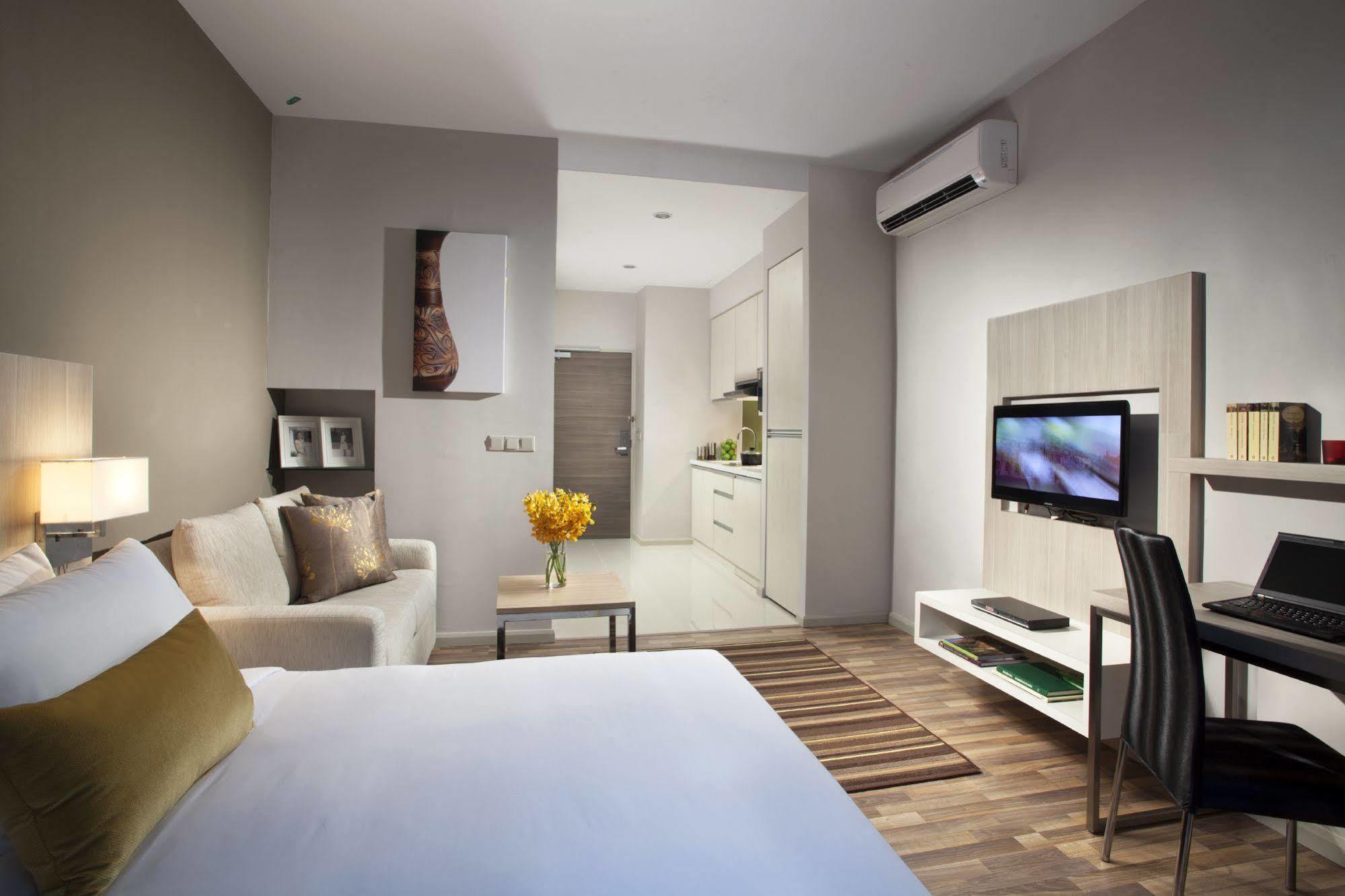 Hotel Citadines Uplands Kuching Esterno foto